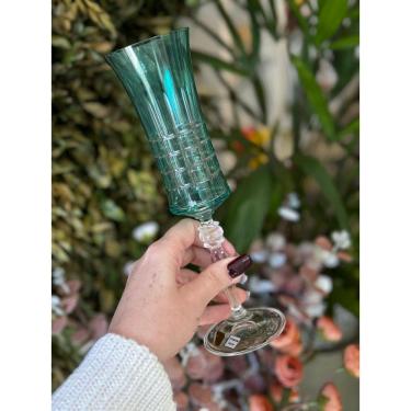Imagem de Taca para champanhe Grace lapidada em cristal ecologico 190ml A25cm cor verde gris