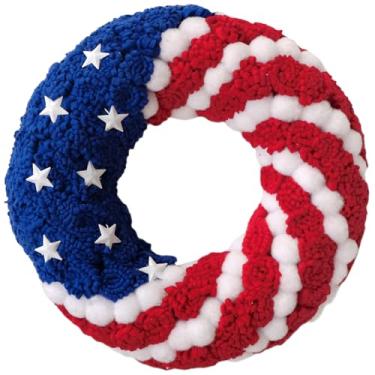 Imagem de Egolot Guirlanda de tecido de feltro com estrelas listradas patrióticas para porta da frente, guirlanda independente vermelha, branca e azul para ambientes internos e externos, decoração de casa com