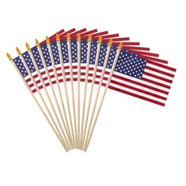 Imagem de Pequena bandeira americana portátil 15 x 23 cm pacote com 12 mini bandeira dos EUA em bastão de madeira para decoração de festa de eventos patrióticos (EUA, 15 x 23 cm)