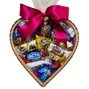 Imagem de Cesta de Chocolates Lacta em Formato de Coração Presente de Páscoa com