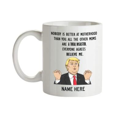 Imagem de Caneca personalizada Trump Head Mom - Copo de café Donald Trump - Presentes para mãe - Presidente Dia das Mães Ideia de presente novidade - Caneca de 445 ml