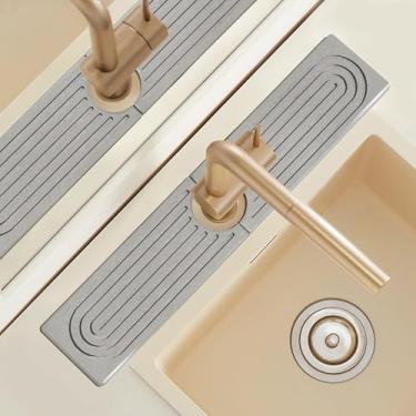 Imagem de Protetor de respingos de água para pia de cozinha de diatomita, bandeja de pia de pedra limpa de secagem de 50 cm, pedra coletora de gotejamento moderna e elegante com alça de torneira, tapete