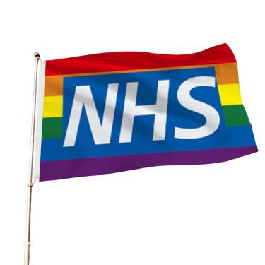 Imagem de Bandeira NHS Rainbow 150x90cm de poliéster para eventos de saúde