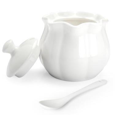 Imagem de Swetwiny Açucareiro de cerâmica com tampa e colher, pote de armazenamento de sal de porcelana em forma de flor, recipiente de tempero branco para casa e cozinha, 255 g