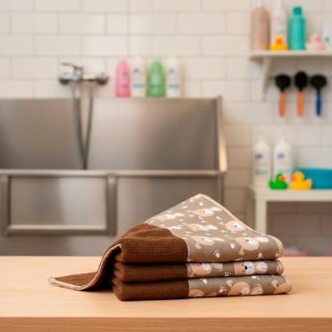 Imagem de Kit 3 Toalhas de Banho para Pets Splash – Macias e Absorventes (Marrom)