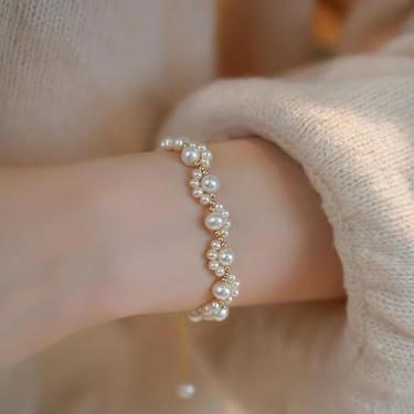 Imagem de Pulseira de cruz de pérola para mulheres, dama de honra, casamento, joias, delicadas, modernas, pulseiras, presentes de amizade para mulheres, presentes de Natal, Dia dos Namorados, Medium, Latão, Sem