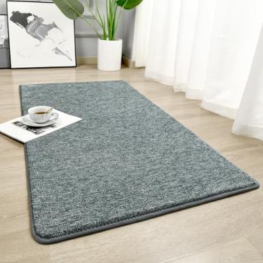 Imagem de Chicrug Tapetes modernos de corredor 2 x 4 para quarto, sala de estar, tapete de corredor de espuma de memória para entrada e cozinha, tapete infantil pequeno para decoração de quarto de cabeceira