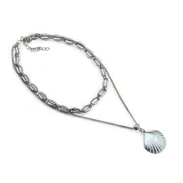 Imagem de Colar de duas voltas prateado com concha e buzios bijuterias
