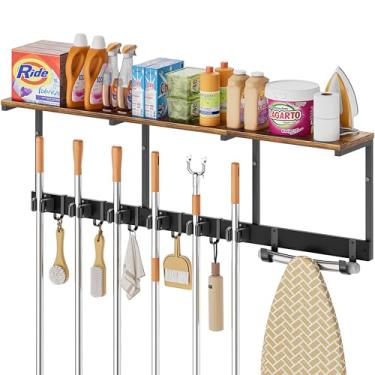 Imagem de Suporte de parede para vassoura com organizador de materiais de limpeza, organização de lavanderia e prateleiras de armazenamento com suporte de tábua de passar roupa, suporte de vassoura de esfregão