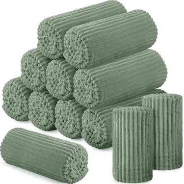 Imagem de Buryeah 12 mantas de flanela a granel 127 x 152 cm, cobertor para festa do pijama ao ar livre para casamento, leve, certificado Oeko-tex Standard 100 para presentes de sofás sem-teto (verde oliva)