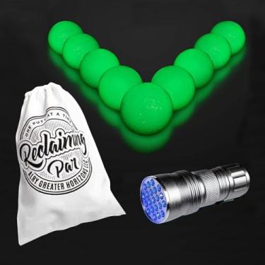Imagem de Bolas de golfe que brilham no escuro | 9 bolas, lanterna UV, bolsa | Bolas de golfe brilhantes de qualidade de alcance de direção |Bolas de golfe divertidas que brilham no escuro | Bolas de golfe brilhantes | Bolas de golfe noturnas | Ótimos presentes de golfe (Branco flutuante)