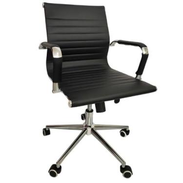 Imagem de Cadeira de Escritório Executiva Giratória Preta com Tela Mesh e Base Cromada – Conforto e Estilo para Home Office (Preto DE100)