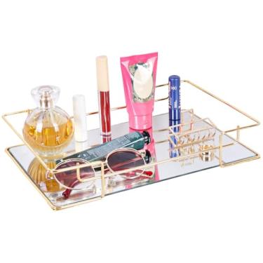Imagem de Bandeja Decorativa Base Espelhada, Alça Retangular Dourada, Metal e Vidro, 30,7x20x5cm, para Organização e Servir, MR-BH008, Alira Home