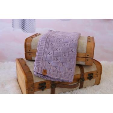 Imagem de Manta Bebê Tricô Cobertor Saída Maternidade Quentinha Furinhos - Model