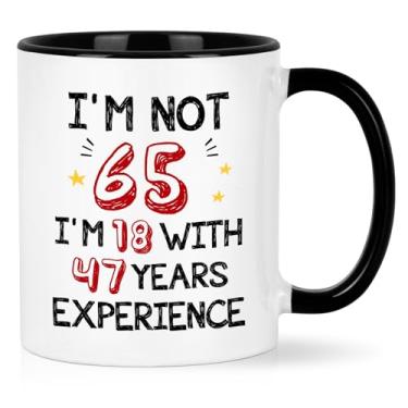 Imagem de YHRJWN Presentes de aniversário de 65 anos para mulheres e homens, caneca I'M Not 65, ideias de presente de aniversário de 65 anos, caneca de café de 65 anos, presentes de feliz aniversário para vovó,
