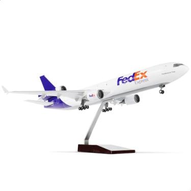 Imagem de QIYUMOKE 1/130 Large Scale Compatible for FedEx MD-11 Airplane Model with Stand (18.5-inch L) for md11 Resin Airplane Model for Adult Aviation Souvenir Gift, Home or Office Desktop Decor