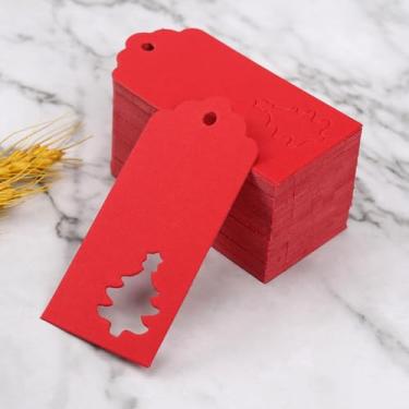 Imagem de Cartões de papel kraft de árvore de Natal vermelha - etiquetas de presente em branco e ornamentos pendurados para embalagem, artesanato DIY e decoração de férias, lembrancinhas versáteis de festa de