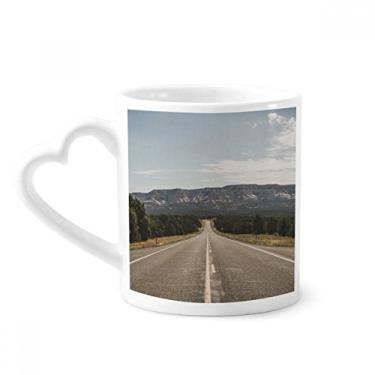 Imagem de Caneca Highway Travel Sky Outdoor Forest Coffee Ceramic Drinkware Copo de coração de vidro