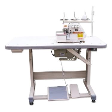 Imagem de Máquina de Costura Overlock Industrial Bivolt com Lubrificação Automática e Mesa Fórmica Yamata