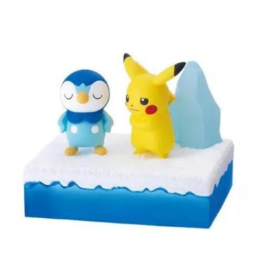 Imagem de Re-Ment Pokemon Piplup and Pikachu on Ice Collection, Japanese Import, Iceburg Display, 2.5 x 2 Inch Base with 1-2 Inch Figures