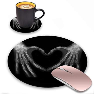 Imagem de ZOXOHO Conjunto de mouse pad redondo e porta-copos, raios X ossos de mãos fazendo o sinal amor design de coração, mouse pad de base de borracha antiderrapante para laptop e computador, acessórios de m