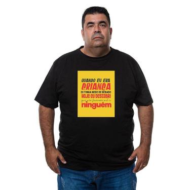 Imagem de Camiseta Plus Size Masculina Algodao Frase Humorada Bebado Nao Faz Mal Com Abridor De Garrafa