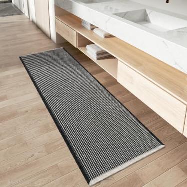 Imagem de Tapete de banheiro AMOAMI quadriculado, atualizado, superabsorvente, antiderrapante, lavável na máquina, passadeira com franjas, ideal para corredor, quarto, lavanderia, 43 x 122 cm, preto e creme