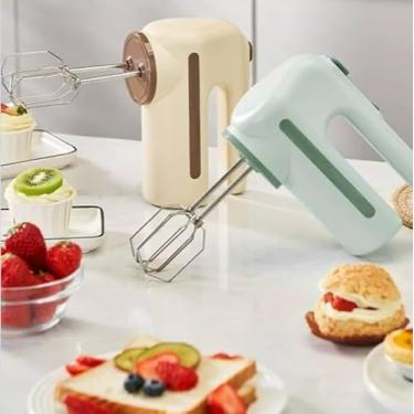 Imagem de Batedor Misturador De Ovos Elétrico Portátil Com 5 Velocidades, Cabeça Dupla E Carregamento Sem Fio USB (Verde)