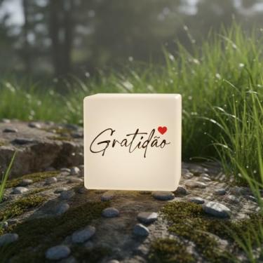 Imagem de Luminária Box Slim Gratidão USB, LED 5W, Bivolt, Polietileno, 20x18x5 cm, Luz Difusa, Cabo 1,2m