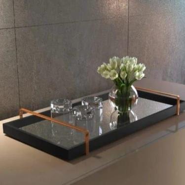 Imagem de Bandeja Decorativa Espelhada Alça Bronze Preta - JONIEL DECORAÇÕES
