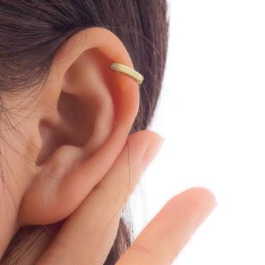 Imagem de Piercing Hélix Argola em Ouro 18k Orelha Cartilagem - Primus LB Joias,