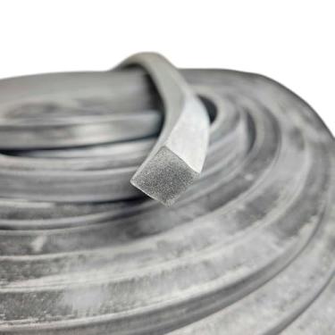 Imagem de Borracha Perfil Esponjoso SBR Macio 10x10mm Vedação - 1 Metro Borrachas Londrina