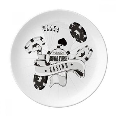 Imagem de Jogo de cartas com lascas, utensílios de jogos, prato decorativo de porcelana, salver, talheres, prato de jantar