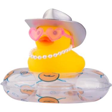 Imagem de MuMyer Enfeites de carro de pato amarelo decorações de painel de carro de pato de borracha com óculos de amor mini anel de natação colar de chapéu de sol para decoração de painel de carro (C31)