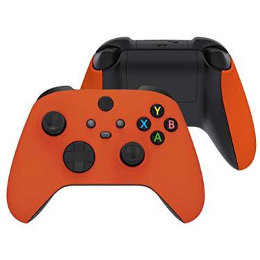 Imagem de eXtremeRate Carcaça lateral para Xbox Series X e S, acessórios personalizados de toque suave, laranja, painéis traseiros, placa frontal para controle sem fio Xbox Core [controle excluído]