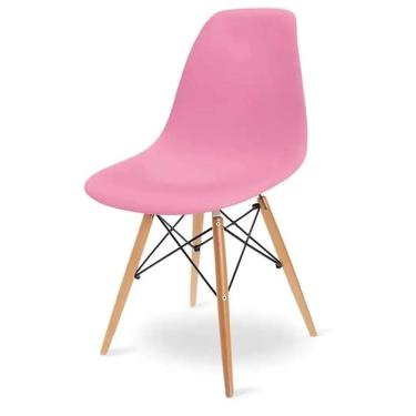 Imagem de Cadeira Charles 1102 em Polipropileno e Base Madeira OR Design Cor Rosa