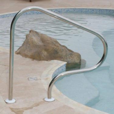 Imagem de Corrimão Parati para Piscina em Aço Inox com Chumbador em Alumínio - Sodramar