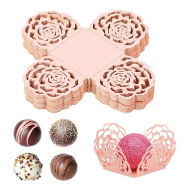 Imagem de WJIAAA Forros de embrulho de trufas, 50 peças de mini forros de cupcake rosa rosa vazados copos de papel de chocolate para dia dos namorados, casamento, festa de aniversário, lembrancinhas de chá de