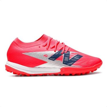 Imagem de Chuteira Society New Balance Furon Team Tf V8 Unissex, 41, Rosa, Coral