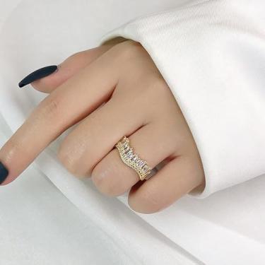 Imagem de 1 anel luxuoso de cobre aberto banhado a ouro para mulheres, com um estilo doce e legal e conjunto com pedras quadradas de zircão, adequado para um encontro