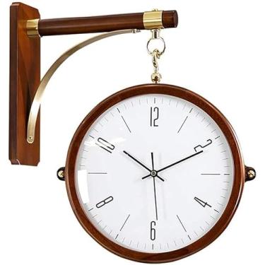 Imagem de CUTPOIY Relógio de parede, relógio de parede de dupla face, relógio vintage de madeira maciça montado na parede com capa à prova d'água para interior e jardim, decoração de parede para pendurar (uma