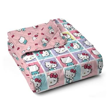 Imagem de Cobertor acolchoado Hello Kitty Sweet As Can – Cobertor grande oficial com personagens clássicos | Roupa de cama macia e confortável para cama, sofá ou hora da soneca das crianças | 152 x 203 cm
