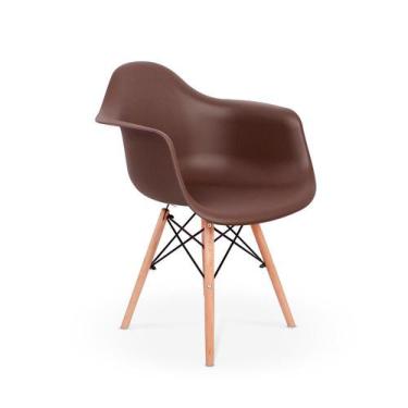 Imagem de Cadeira Charles Eames Wood Daw Com Braços - Design - Marrom - Magazine