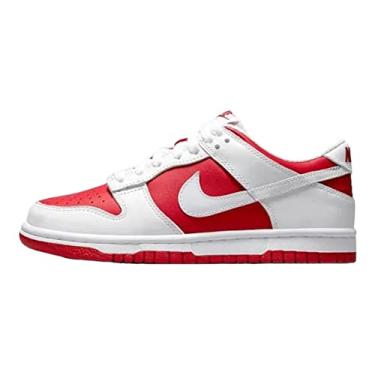 Imagem de Nike Sapatos infantis Dunk Low SE (GS) Free 99 Centavos CZ2496-001, University Red/White, 6.5 Big Kid