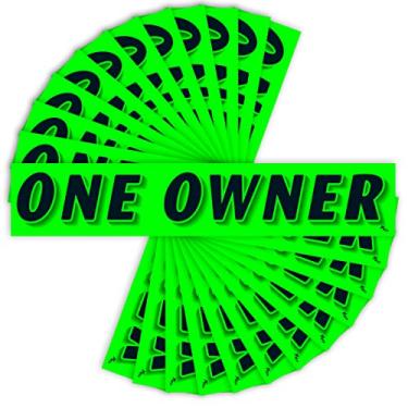 Imagem de Versa-Tags Adesivo preto e verde-limão de 36,8 cm, adesivo para revendedor de carro com slogan - Um proprietário