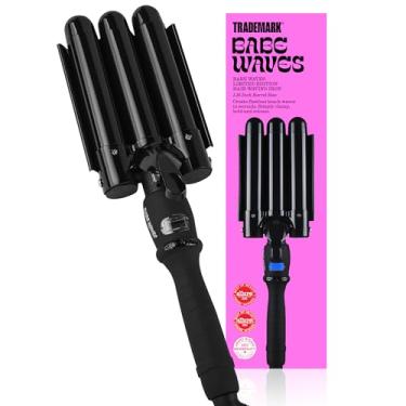 Imagem de Trademark Beauty, ondulador de cabelo de três barris, modelador de cachos de 2,8 cm, ondulação de praia, modelador de cabelo com temperatura ajustável, edição limitada Babe Waves - Preto