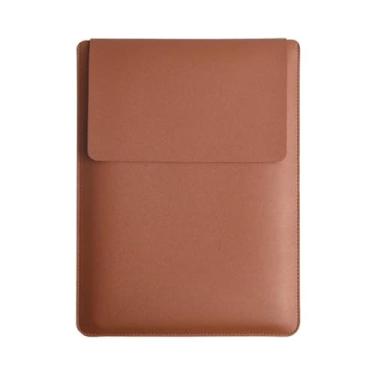 Imagem de Case de Couro Executiva para MacBook Air/Pro 13 (M1/M2) - Elegância e Proteção (Marrom Café)