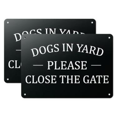 Imagem de 101SignCity Placa de alumínio de 25,4 cm x 17,8 cm para quintal para residências, propriedades privadas - "Dogs In Yard: Please Close The Gate" - Pacote com 2