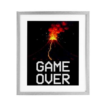 Imagem de Stupell Industries Pixel Volcano Game Over Impressão emoldurada cinza sob vidro, design de Kim Allen, 40,6 x 33,5 cm