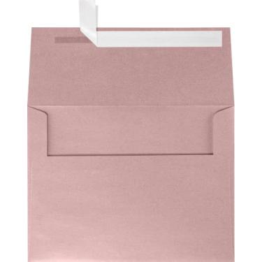 Imagem de LUXPaper Envelopes autovedantes com aba quadrada A6 para cartões RSVP, convites, anúncios, notas com casca e prensa - 38 kg Misty Rose Metallic, tamanho: 4 3/4 x 6 1/2, pacote com 50 - 4875-M203-50